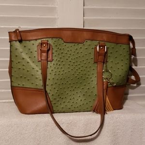 Bueno Handbag